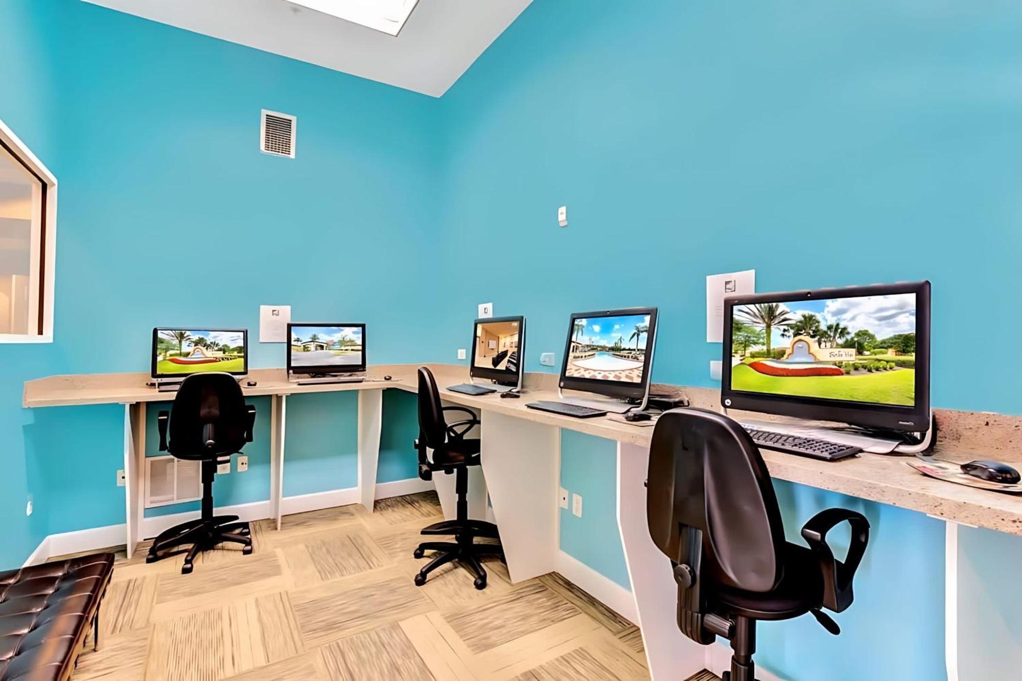 8Br Family Home With Pool And Hot Tub Kissimmee Zewnętrze zdjęcie